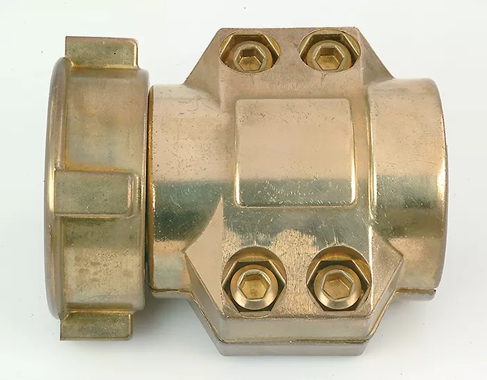 Safety clamp assembly for t/c hose